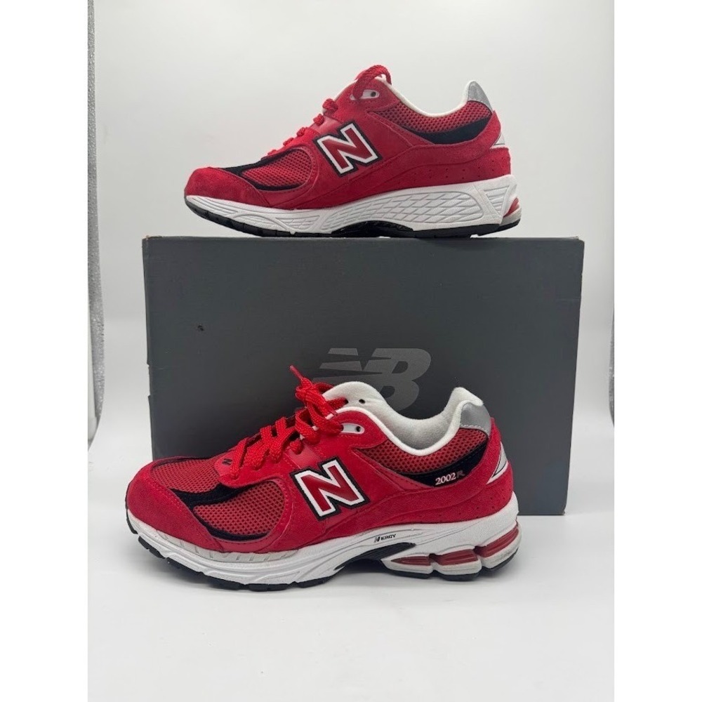 New Balance 2002R Red Black Suede Mesh Running Sneakers M2002RDR Mens 8